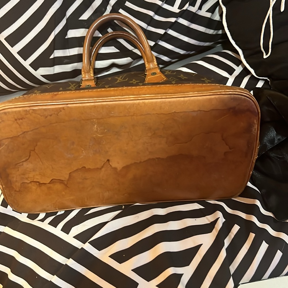 Louis Vuitton Alma - Picture 4 of 4